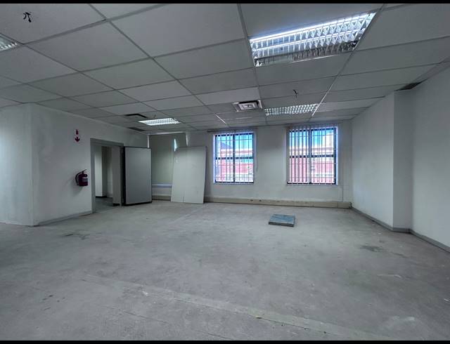 999M² OFFICE TO LET IN PINETOWN CENTRAL
